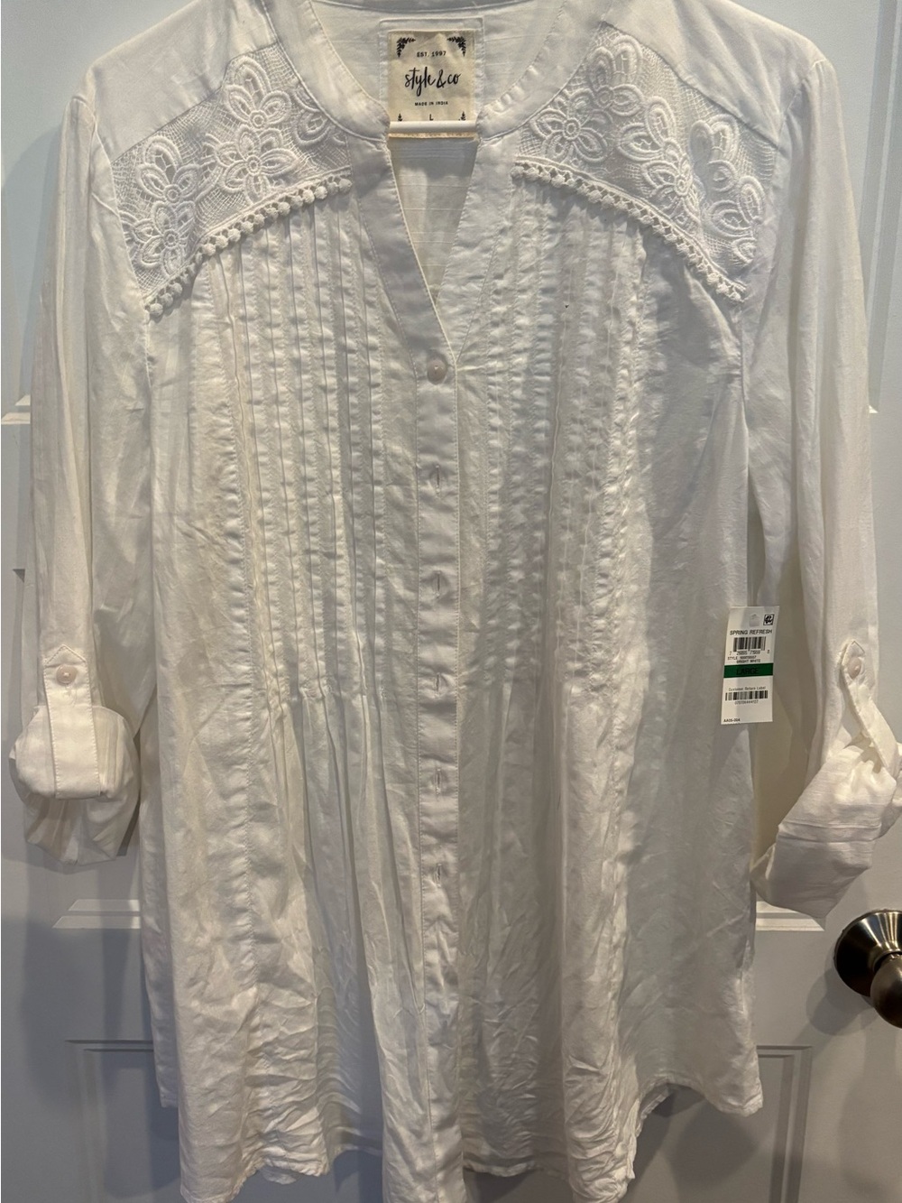 Style & Co. White Embroidered Pintuck Button-Front Tunic SZ L